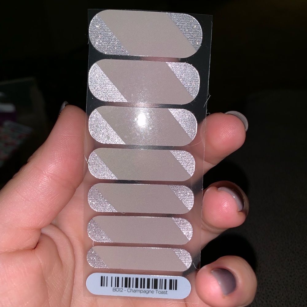 Partial jamberry nail wrap